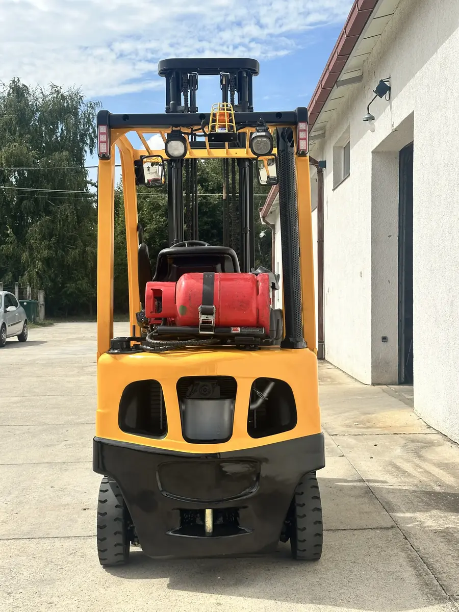 Gasni viljuškar Hyster • H1.6FT, godište 2016 • 7