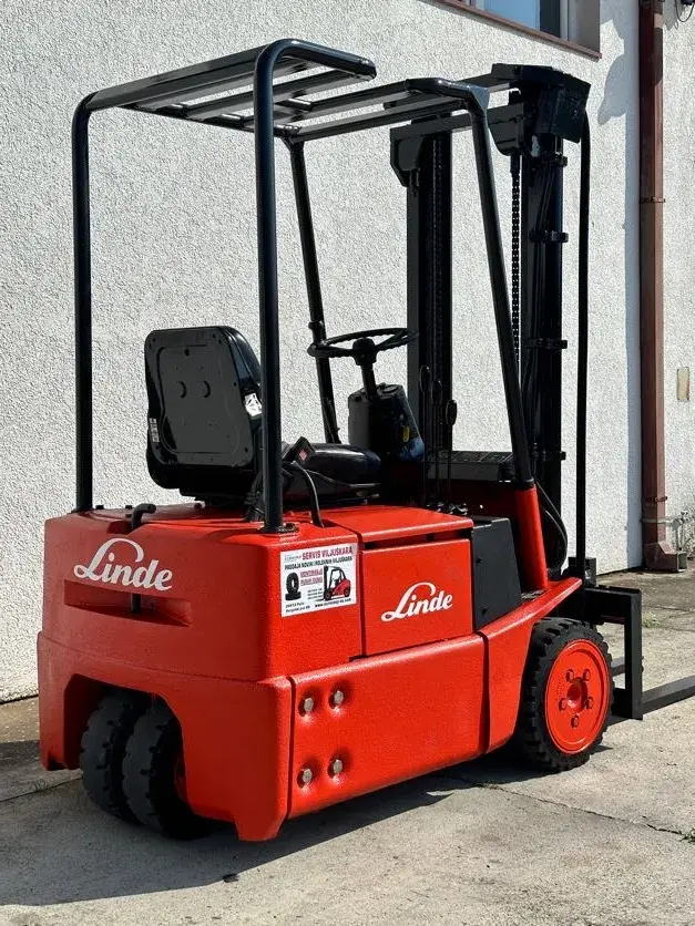 Električni viljuškar Linde • E12, godište 1998 • 3