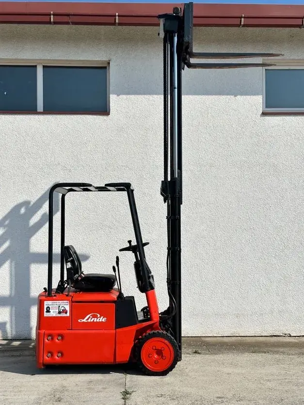 Električni viljuškar Linde • E12, godište 1998 • 5