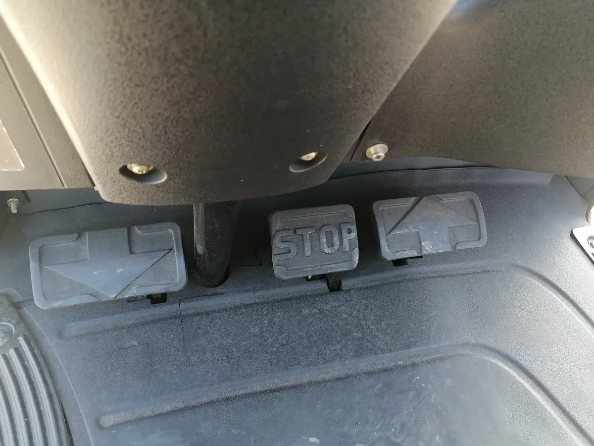 Gasni viljuškar Linde • H16T, godište 2007 • 7