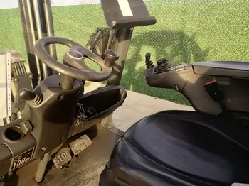 Gasni viljuškar Linde • H25T-02 EVO, godište 2017 • slika 7