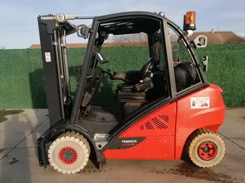 Gasni viljuškar Linde • H25T-02 EVO, godište 2017 • slika 2