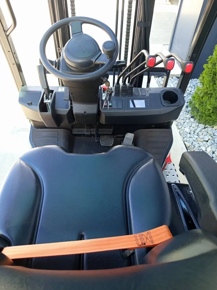 Električni viljuškar Manitou • ME320, godište 2025 • 6