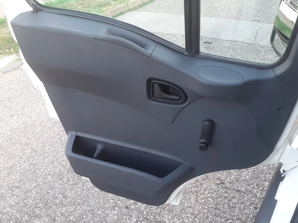 Teleskopska dizalica Daily, godište 2004 • 7