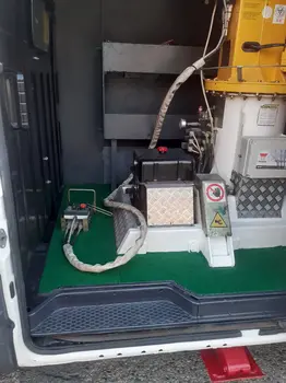 Teleskopska dizalica Daily, godište 2004 • slika 8