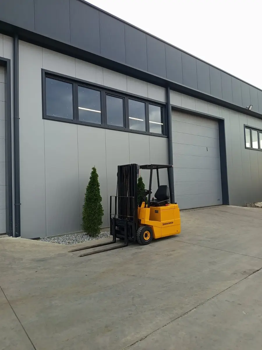 Električni viljuškar Jungheinrich • EFG, godište 1992 • 3