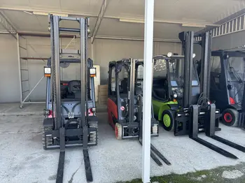 Dizel viljuškar Linde • H25D, H25T, E16, H40T, godište 2015 • slika 8