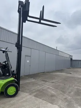 Dizel viljuškar Linde • H25D, H25T, E16, H40T, godište 2015 • slika 9