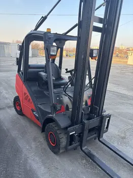 Gasni viljuškar Linde • H25T - 02, godište 2015 • slika 4