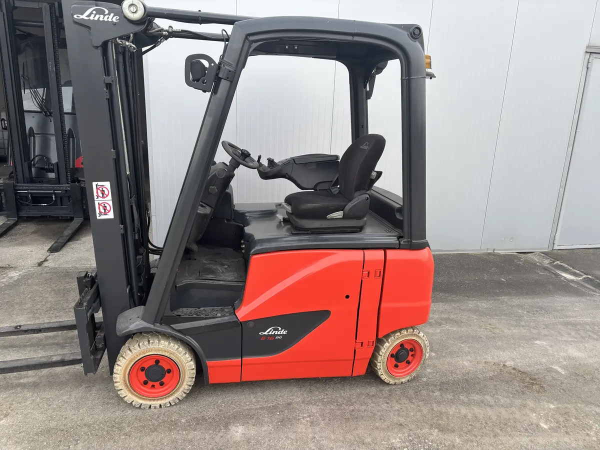 Električni viljuškar Linde • E16, godište 2015 • 1