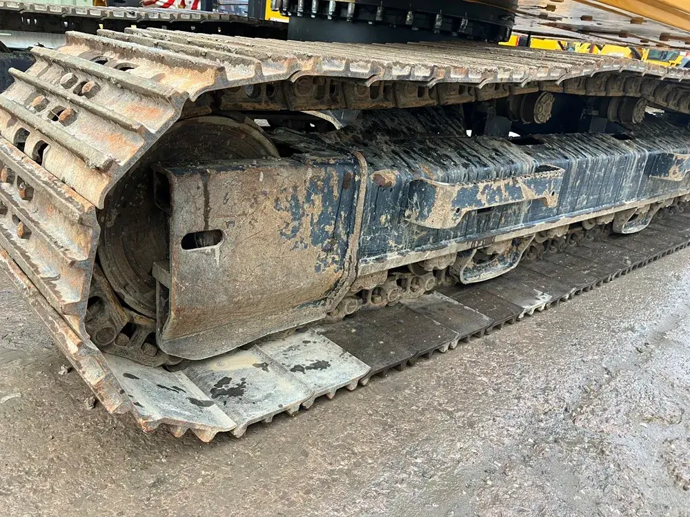 Veliki bager JCB •  220X XD, godište 2024 • 10