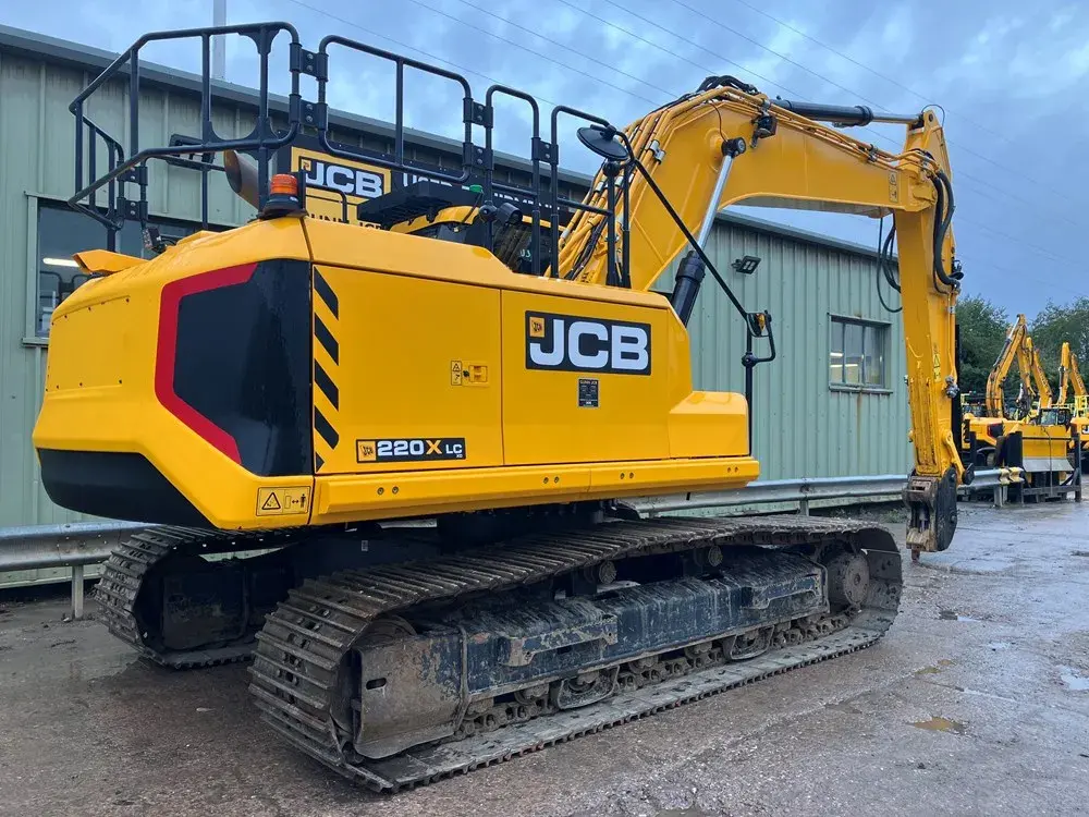 Veliki bager JCB •  220X XD, godište 2024 • 8