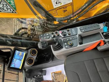 Veliki bager JCB •  220X XD, godište 2024 • slika 9