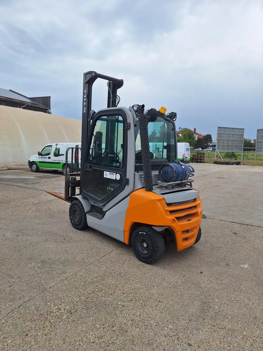 Gasni viljuškar Still • RX70-25T, godište 2019 • 6