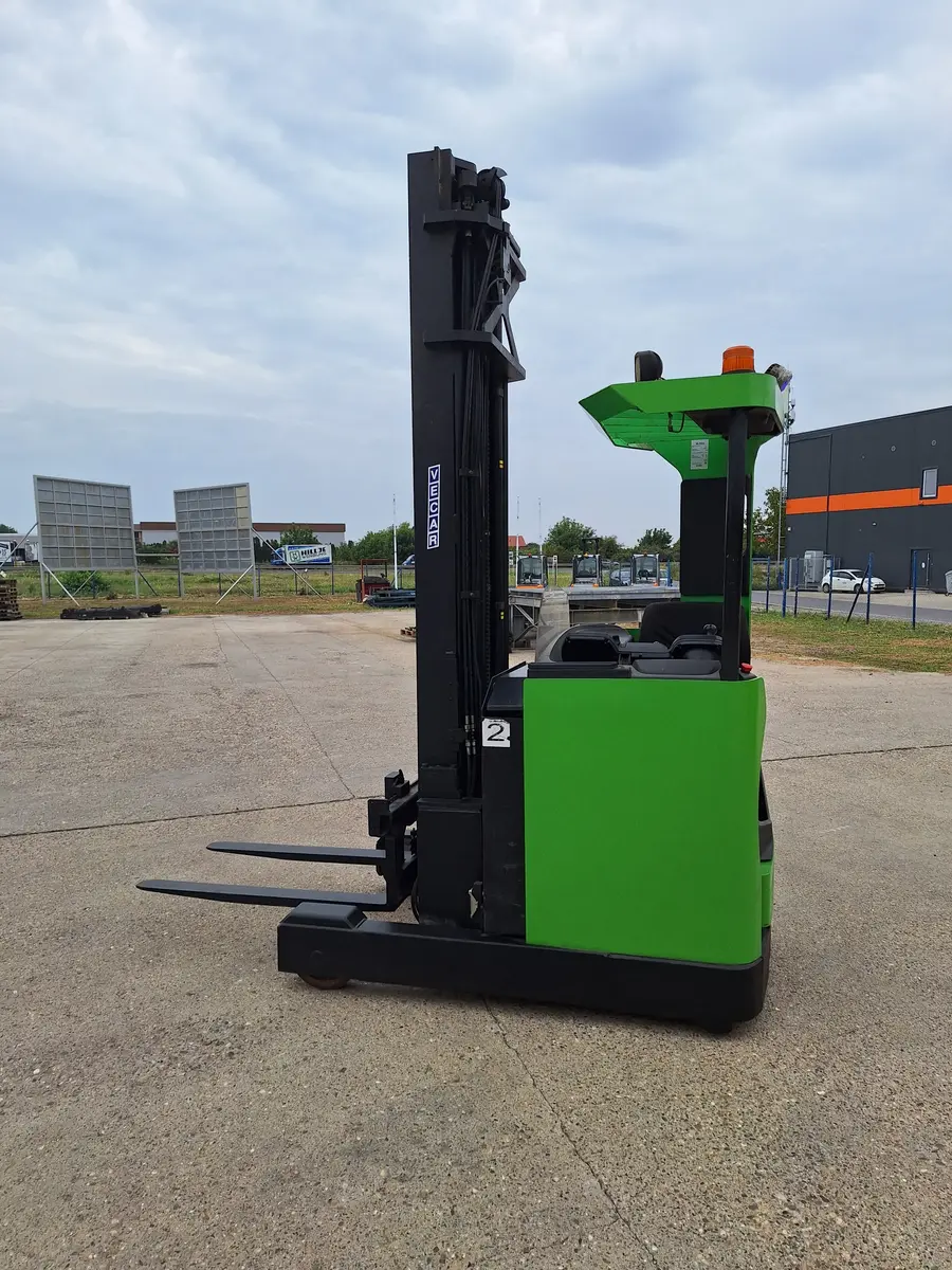 None Cesab • R216, godište 2019 • 1