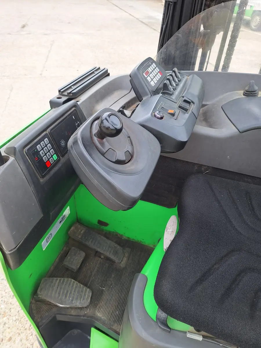 None Cesab • R216, godište 2019 • 7