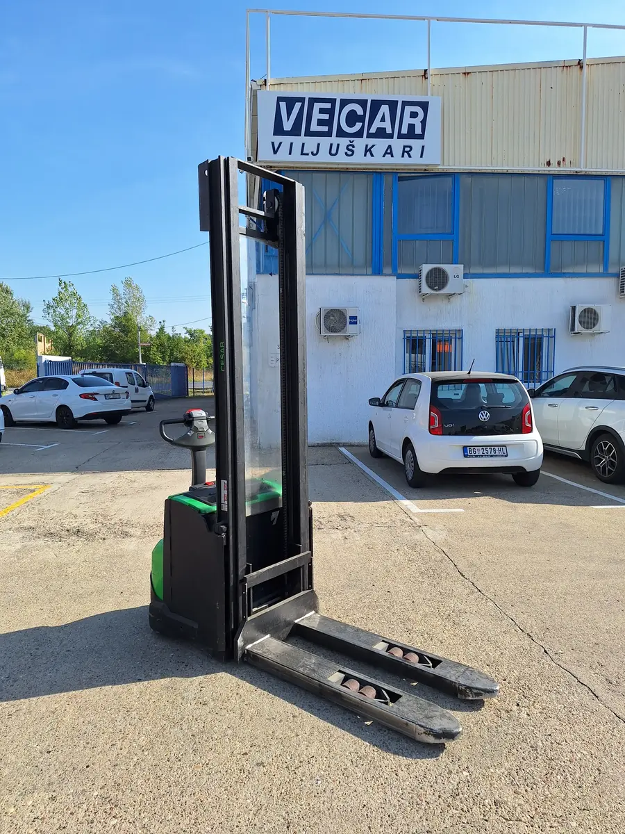 None Cesab • S214, godište 2015 • 7