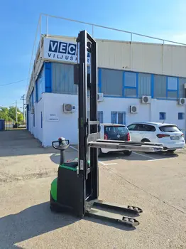 None Cesab • S214, godište 2015 • slika 8