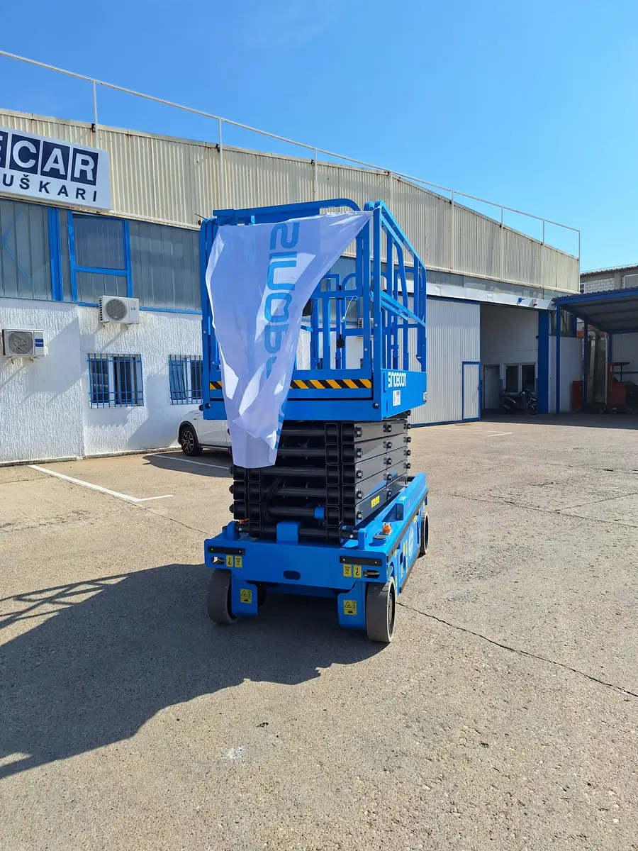 Makazasta platforma Sinoboom • 4047E, godište 2024 • 6