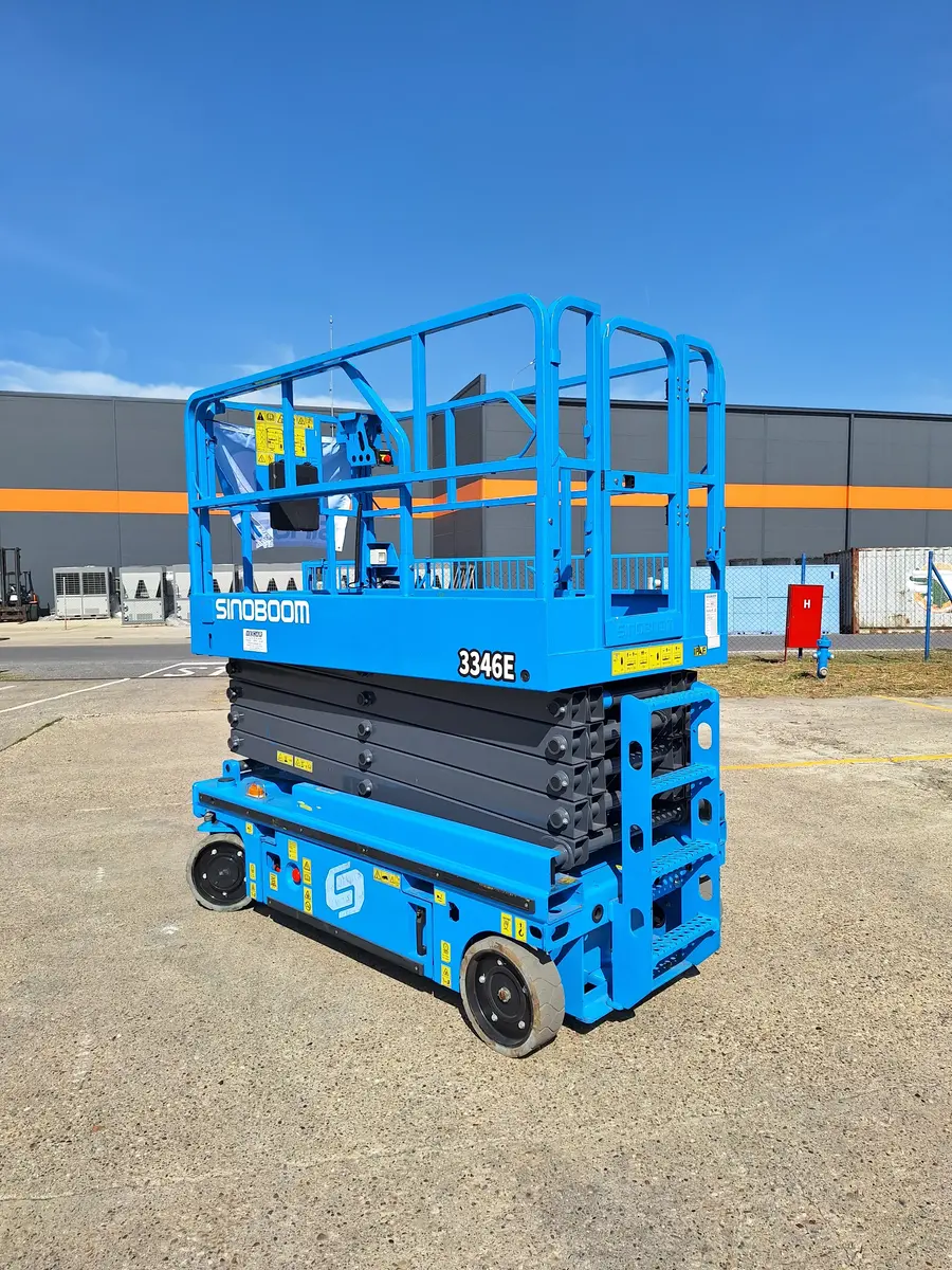 Makazasta platforma Sinoboom • 3346E, godište 2022 • 1