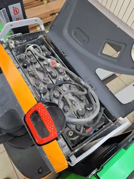 None Still • EXU18, godište 2014 • slika 8