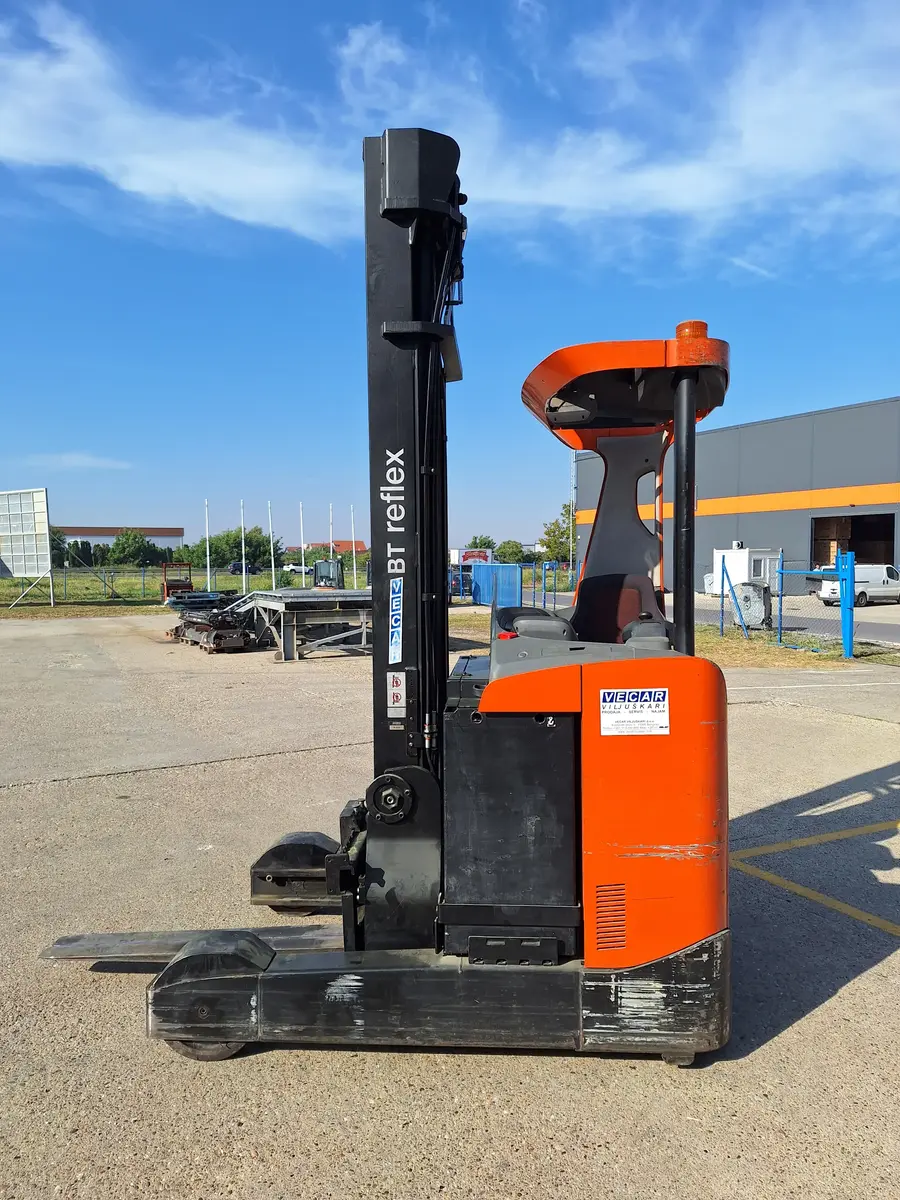 None BT • RRE200, godište 2013 • 5