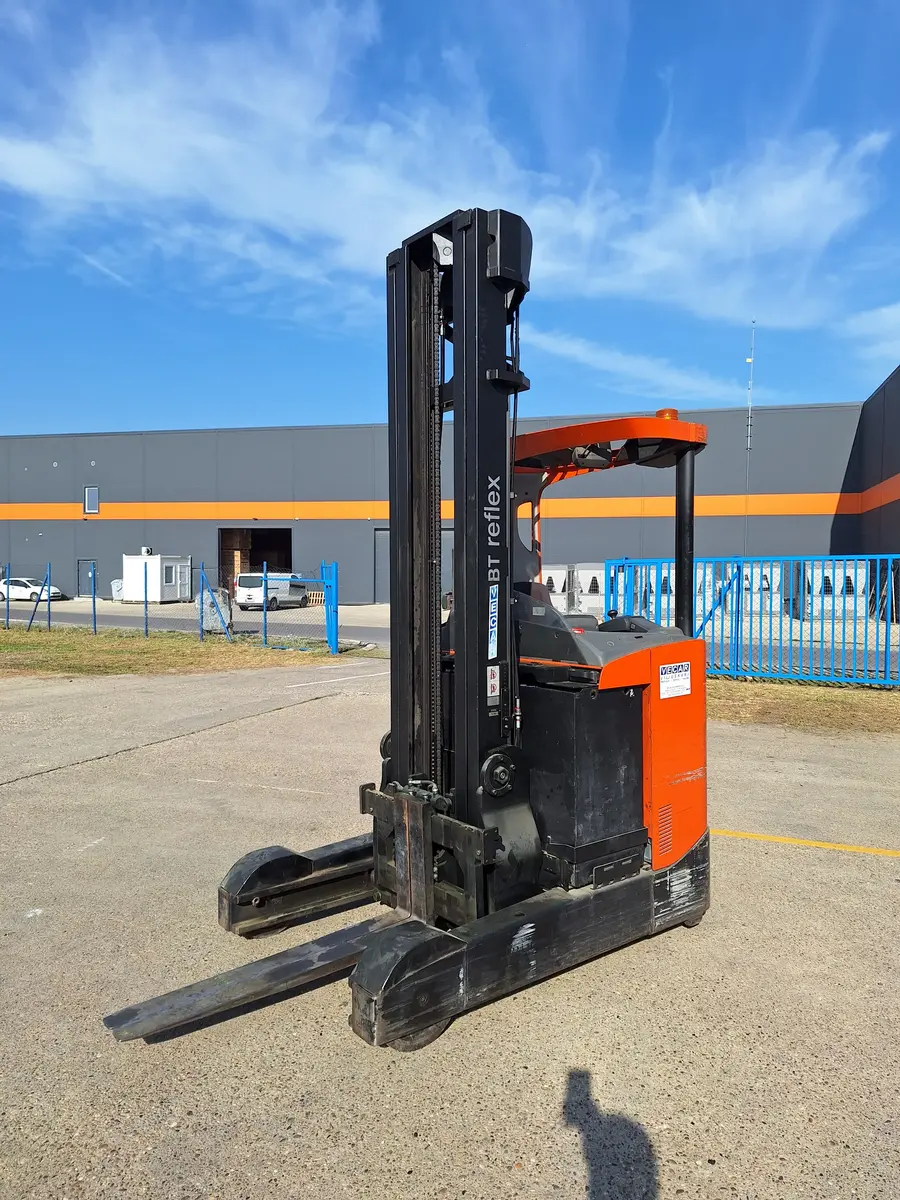 None BT • RRE200, godište 2013 • 6