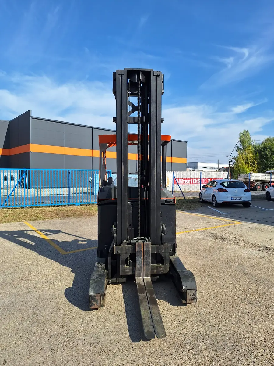 None BT • RRE200, godište 2013 • 7