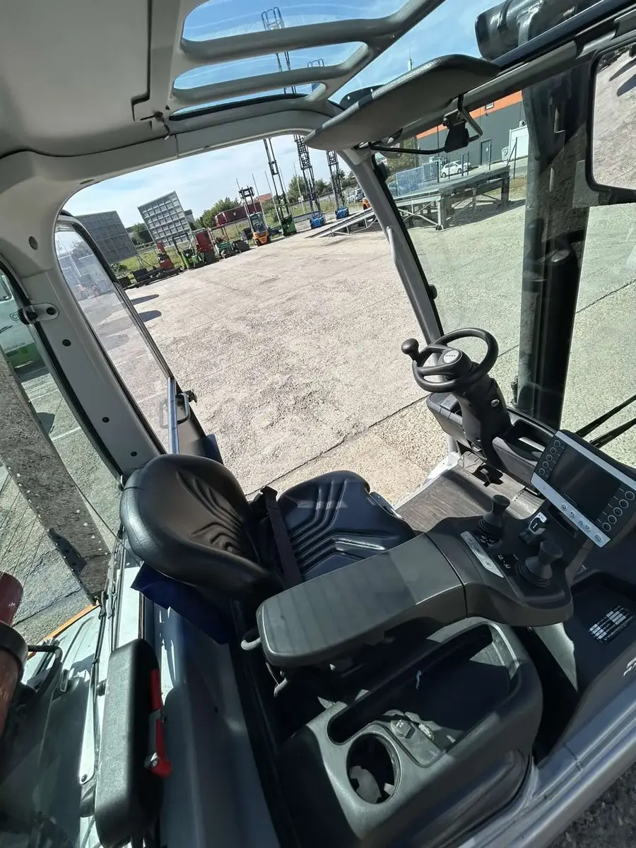 Gasni viljuškar Still • RX70-30T, godište 2020 • 8