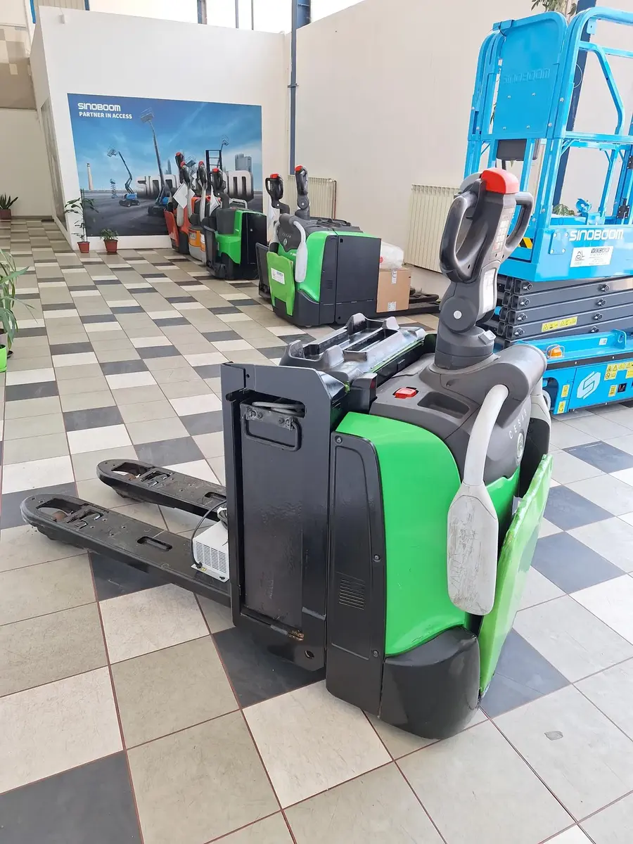 None Cesab • P320, godište 2019 • 5