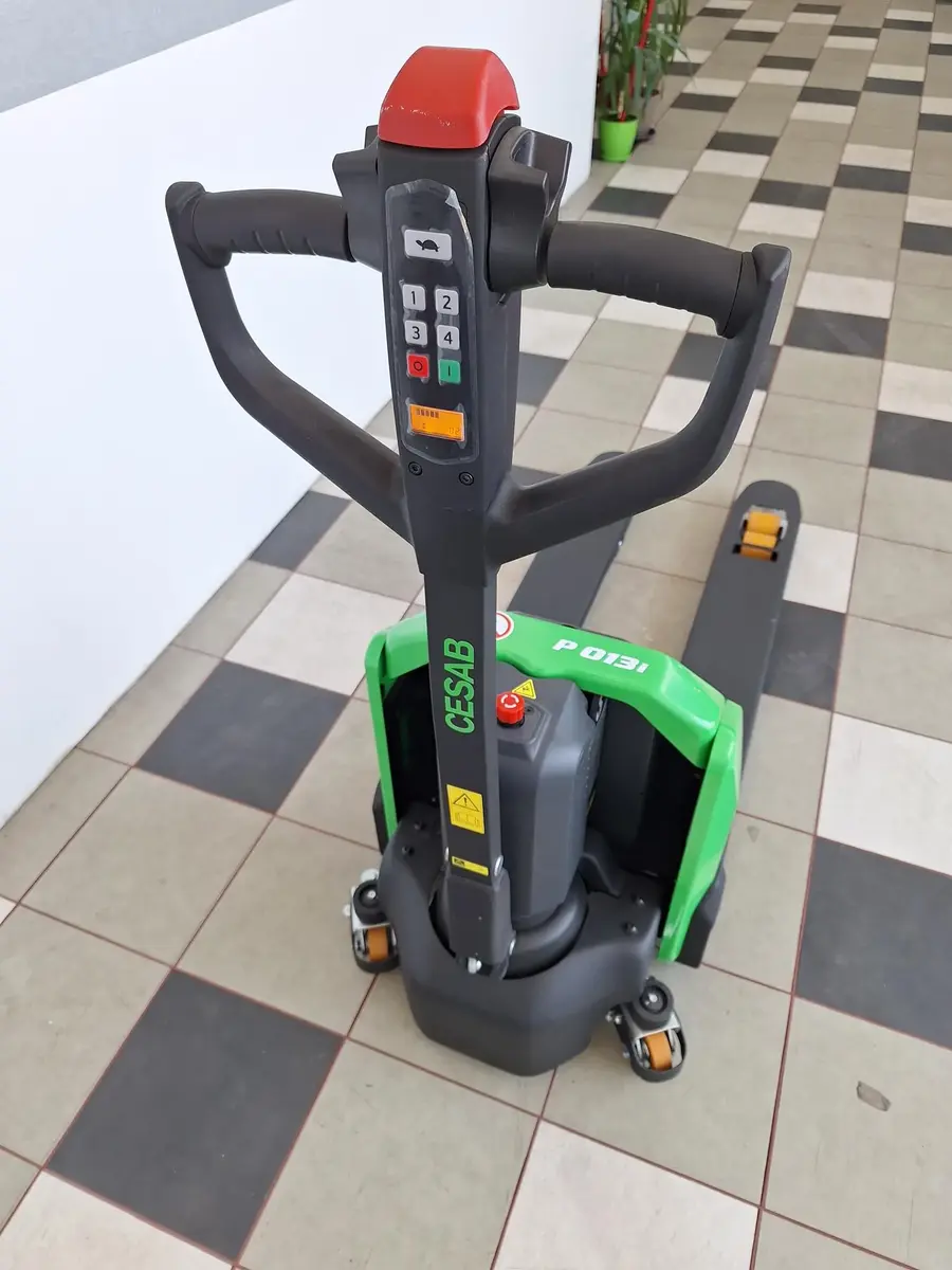 None Cesab • P013i Li-Ion, godište 2025 • 5