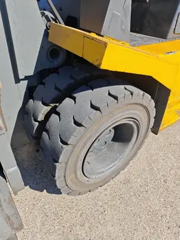 Dizel viljuškar OM Kion group • DI80C, godište 2005 • slika 15