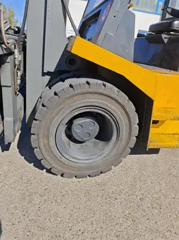 Dizel viljuškar OM Kion group • DI80C, godište 2005 • slika 16