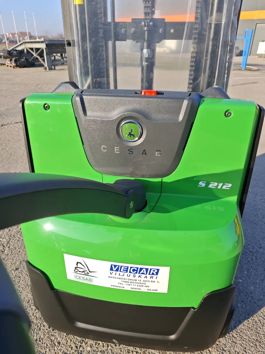 None Cesab • S212, godište 2025 • 10