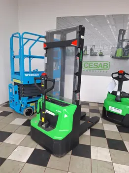 Viljuškari • None • Cesab • S010i