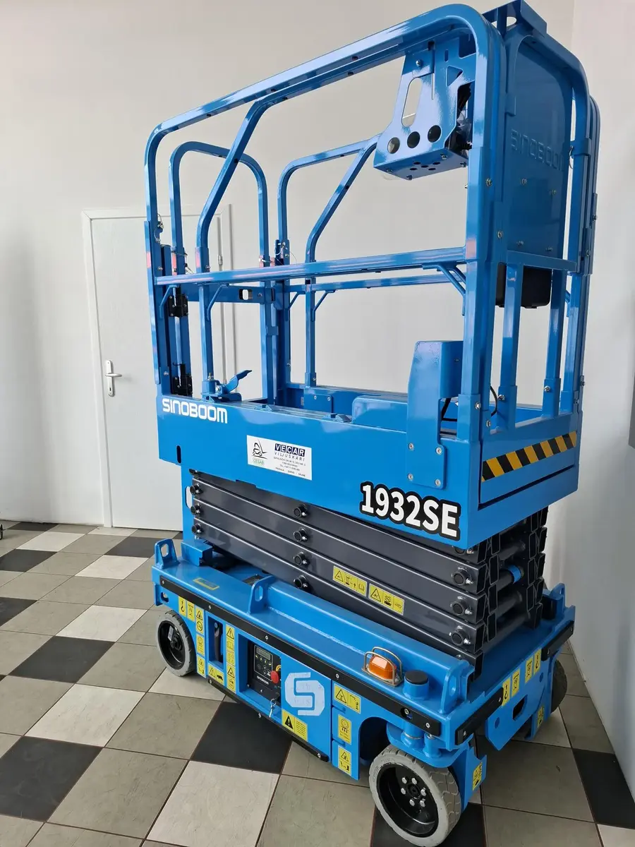 Makazasta platforma Sinoboom • 1932SE, godište 2025 • 2