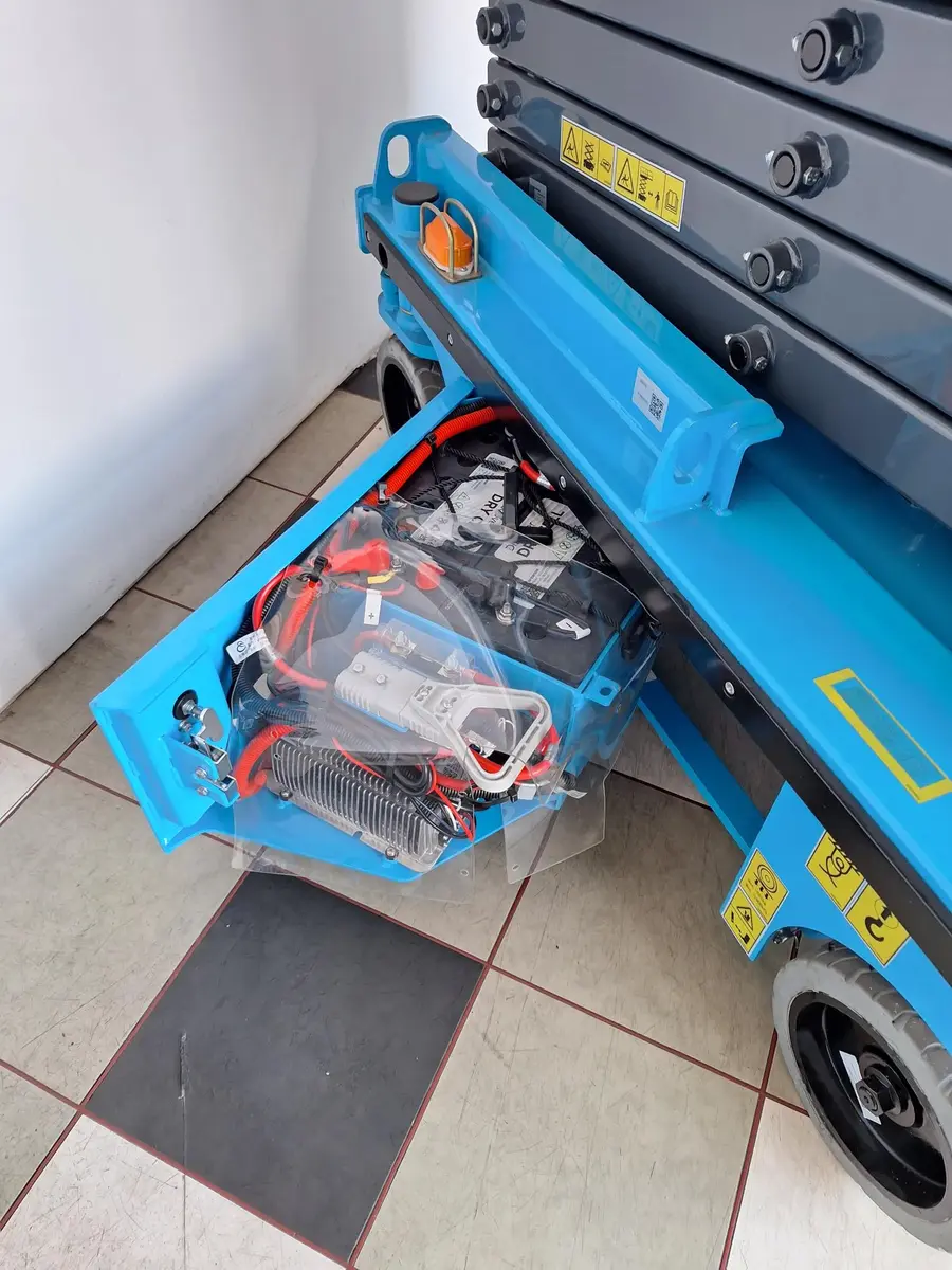 Makazasta platforma Sinoboom • 1932SE, godište 2025 • 10