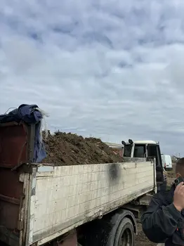 None Vršimo sve vrste zemljanih radova mini bagerom i kamionom kiperom • slika 5