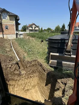 None Vršimo sve vrste zemljanih radova mini bagerom i kamionom kiperom • slika 14