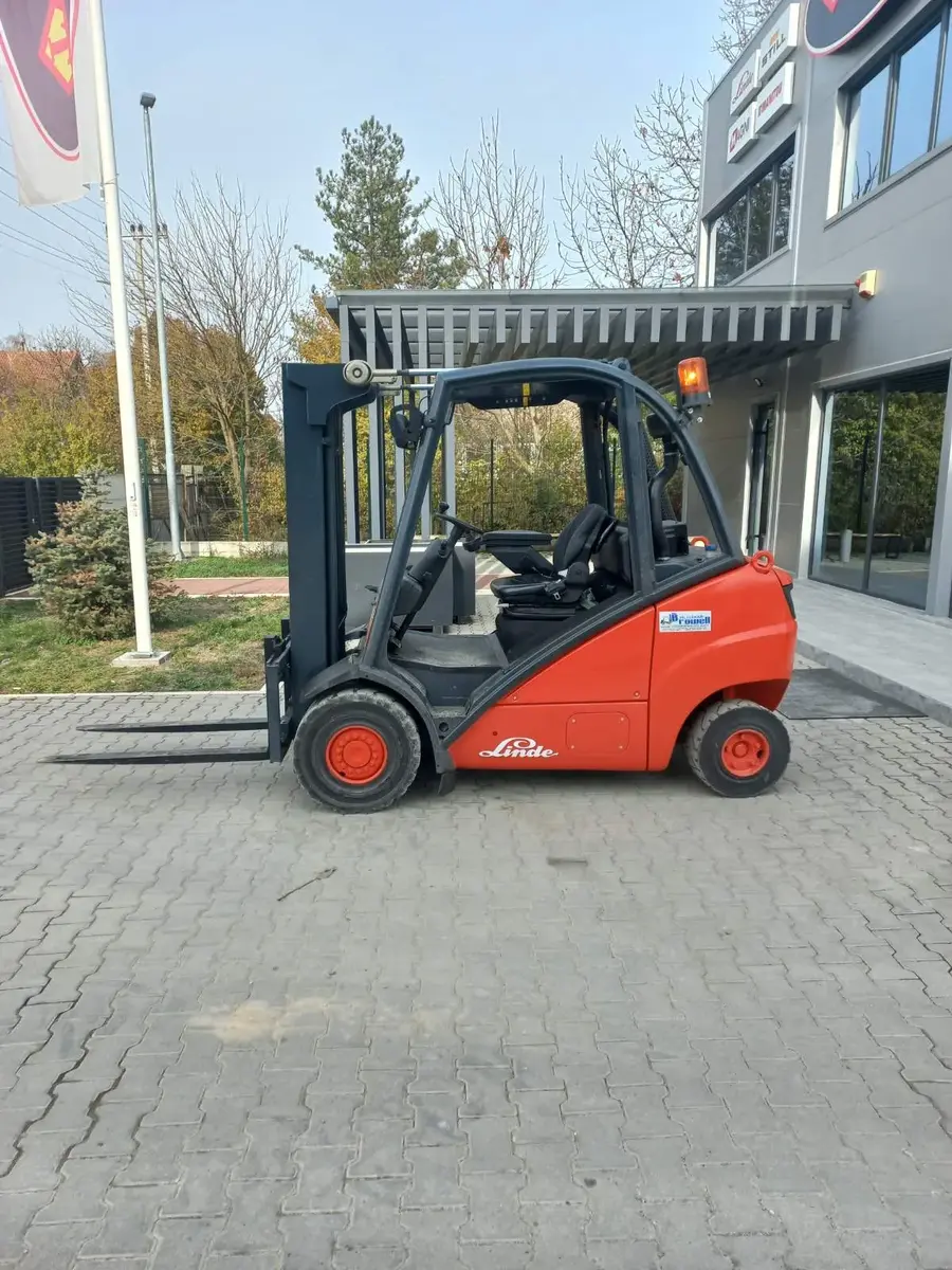 Dizel viljuškar Linde • H30D-1, godište 2012 • 3