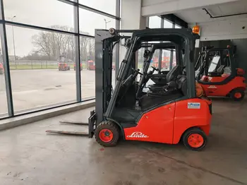 Viljuškari • Gasni viljuškar • Linde • H20T-01