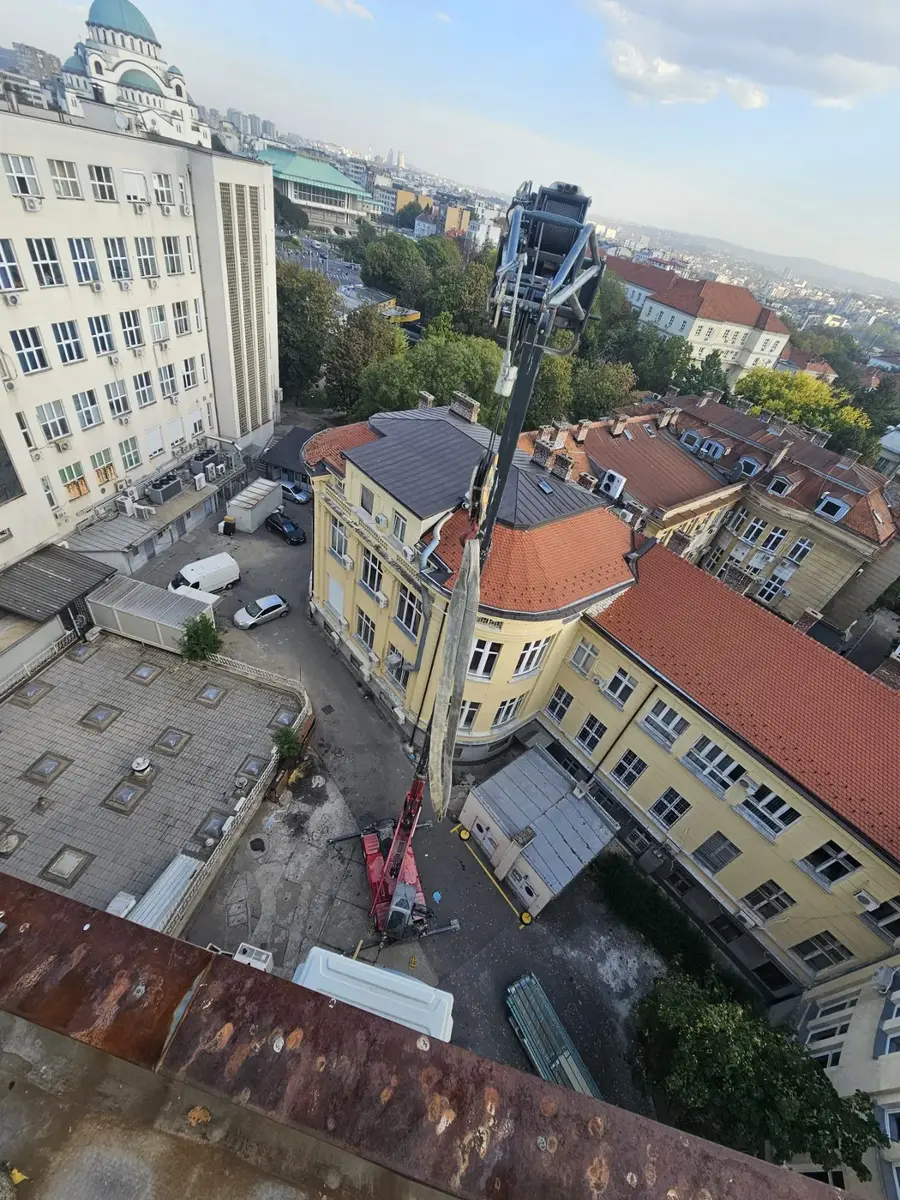 Teleskopski utovarivač / Telehendler Magni • RTH 6.39 • 5