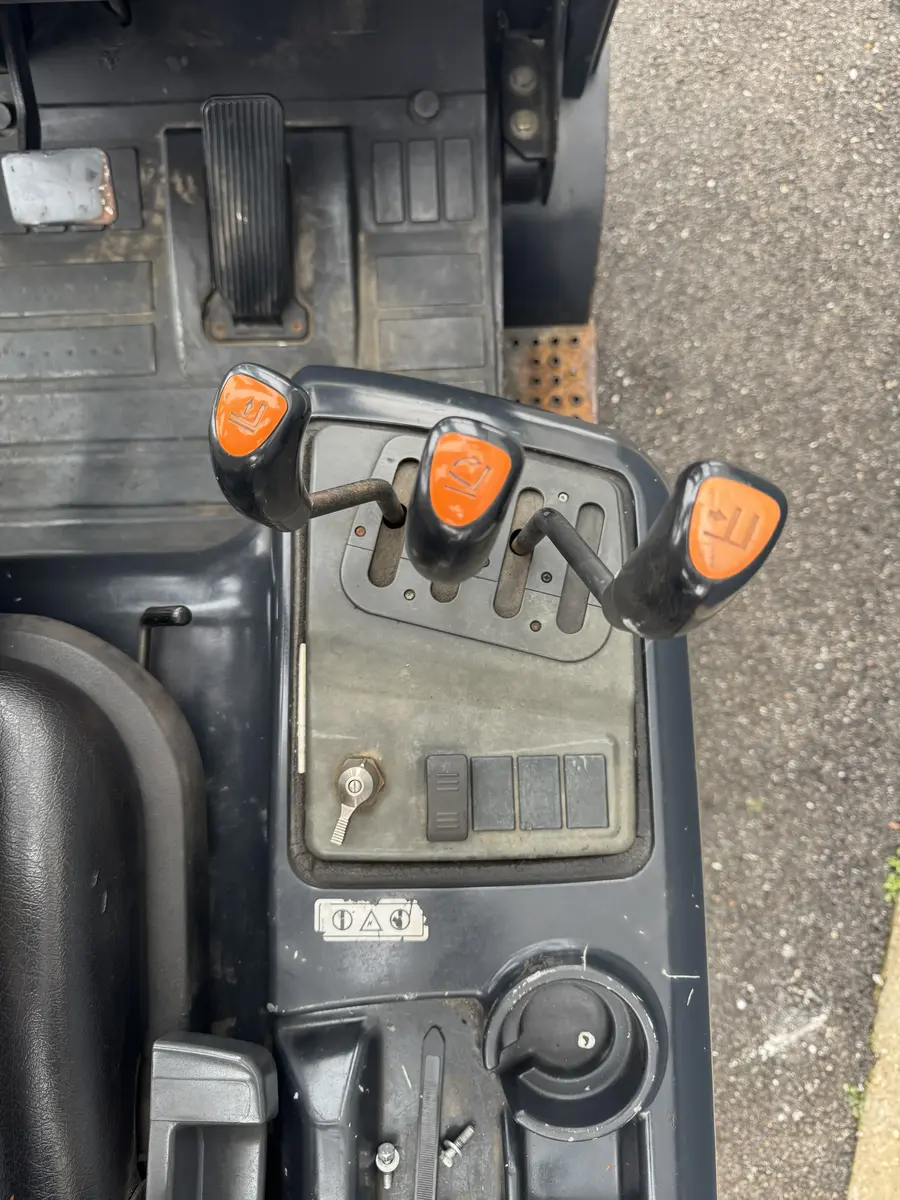 Gasni viljuškar Doosan • G18S-5, godište 2013 • 6