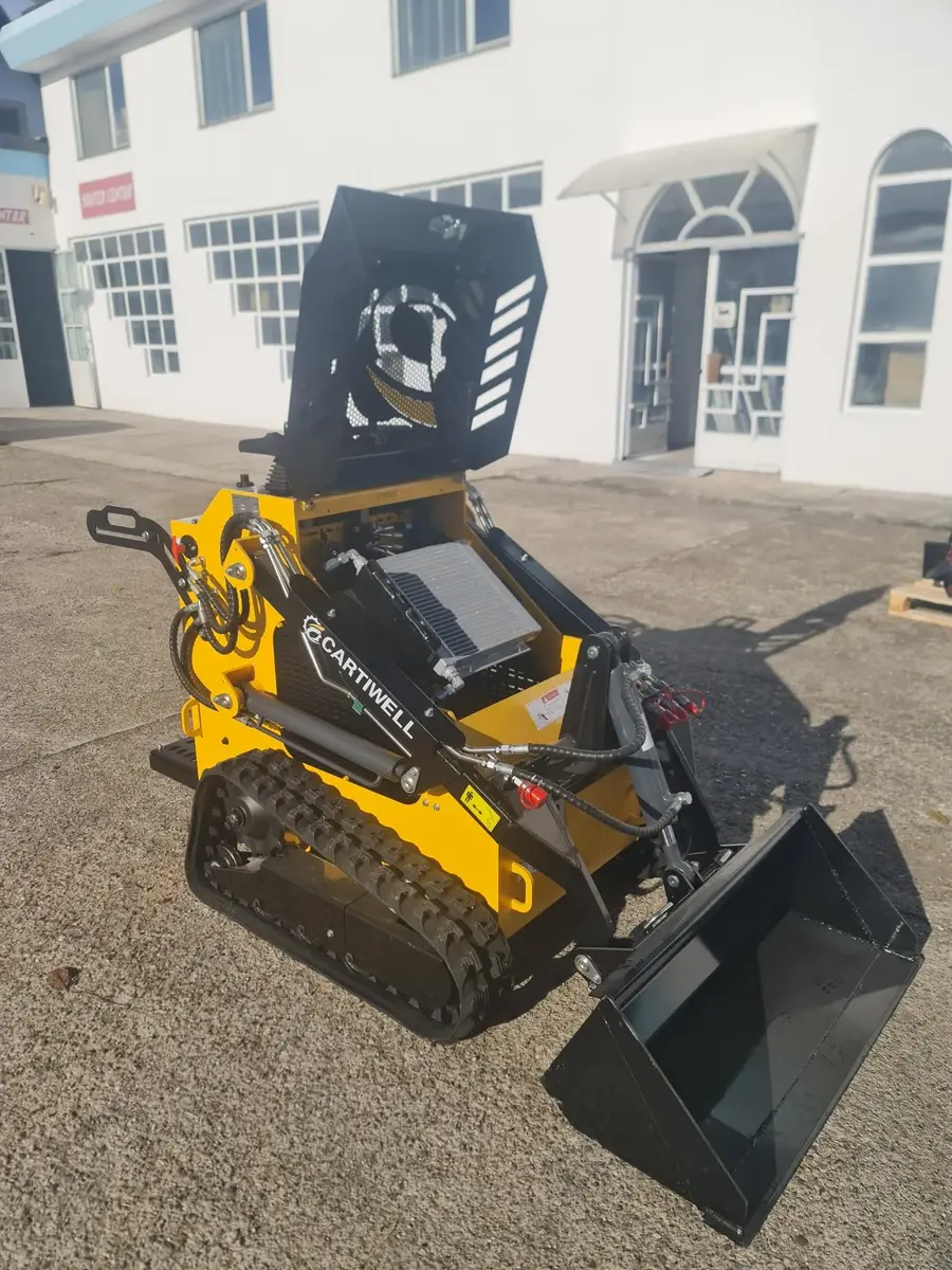 Mini utovarivač CW 460 Skid Loader, godište 2025 • 6