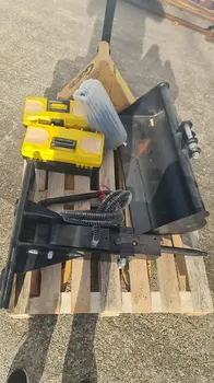 Mini utovarivač CW 460 Skid Loader, godište 2025 • slika 10