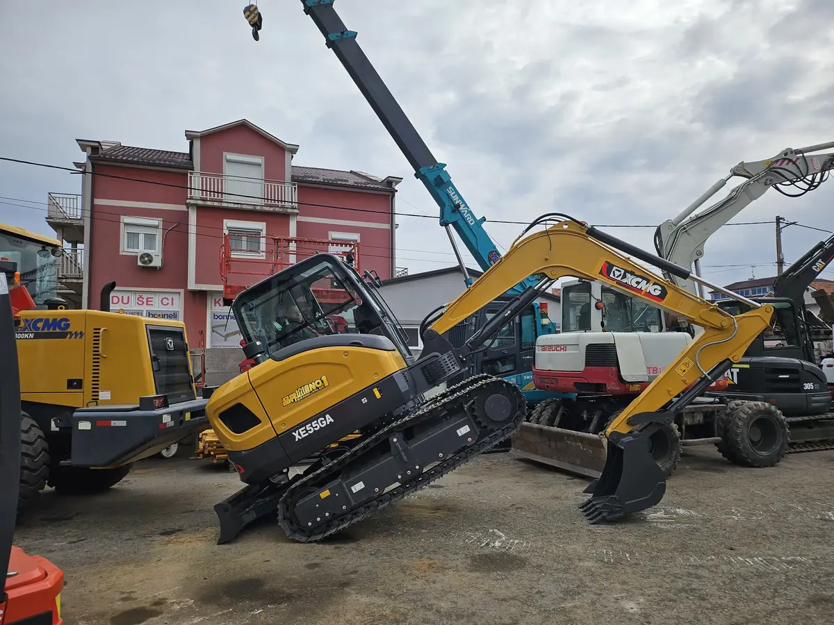Mini bager XCMG • 3.5t , 6t,  15t, godište 2025 • 7