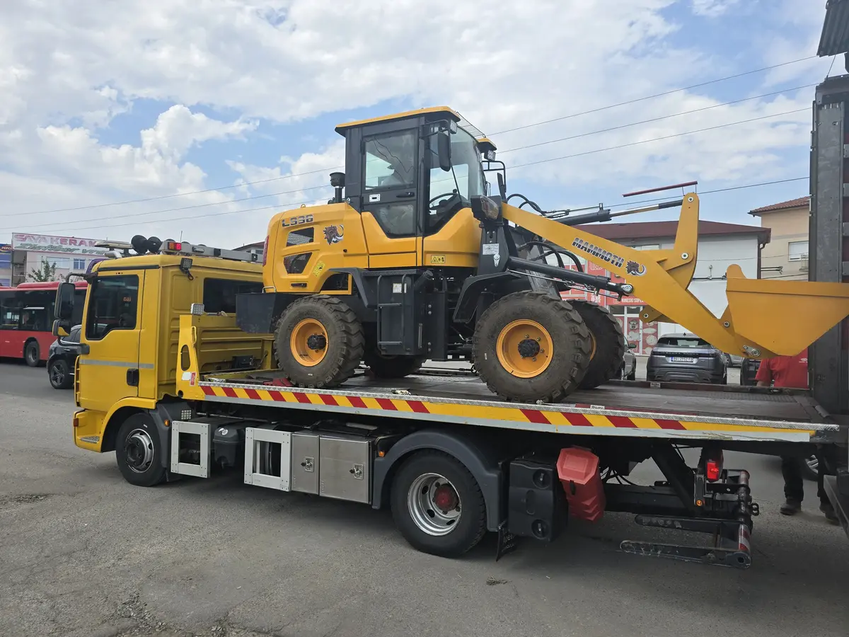 Prednji utovarivač Ostalo • peng   1600kg nosi, godište 2025 • 1