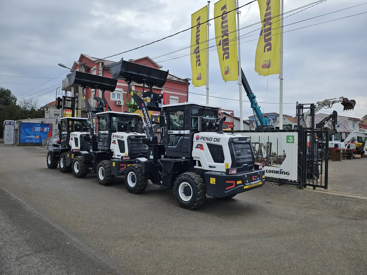 Prednji utovarivač Ostalo • peng   1600kg nosi, godište 2025 • 4