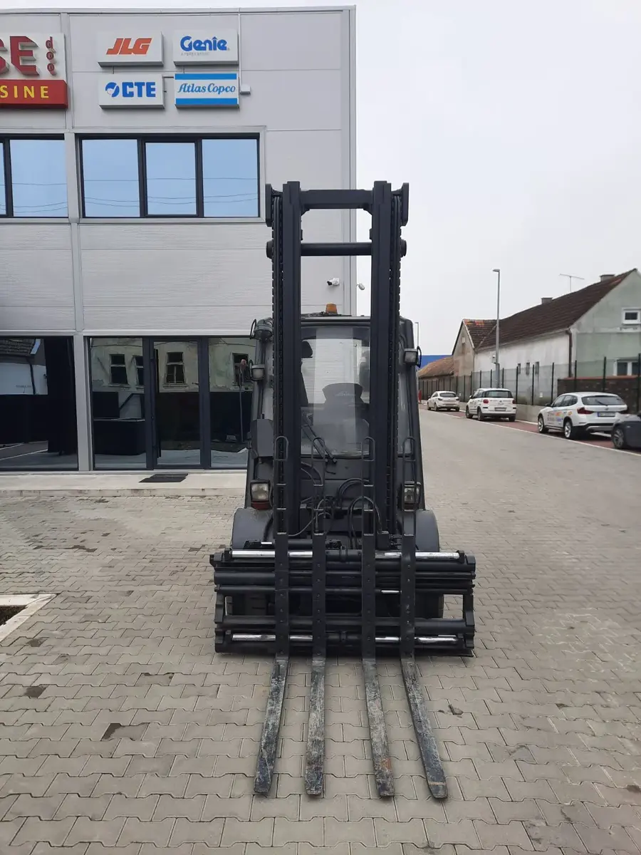 Dizel viljuškar Linde • H50D • 3