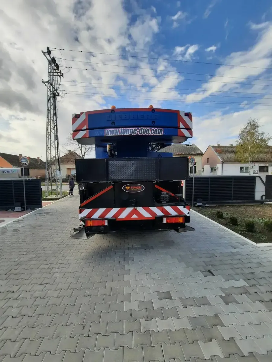 Auto dizalica sa korpom Liebherr • LTM 1030 2.1 • 4